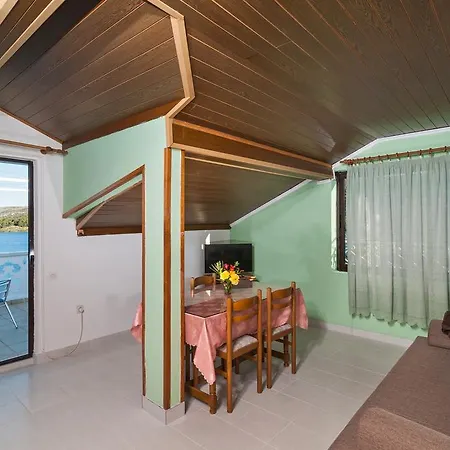 Stojan A1 Apartmán Marina