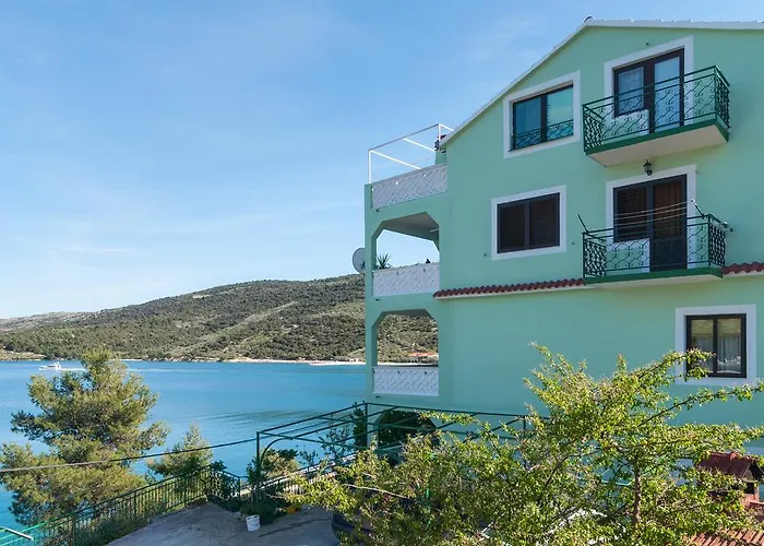 Stojan A1 * Marina