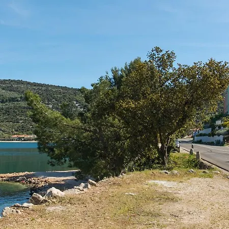 Apartament Stojan A1 *